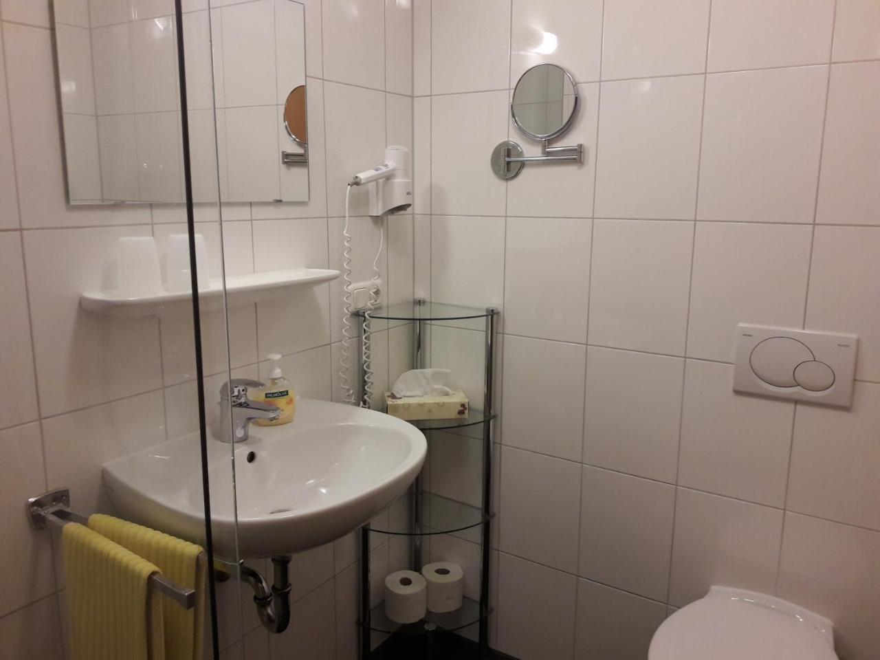 Haus Annette Aparthotel Schroecken Luaran gambar